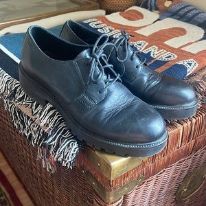 VAGABOND OXFORD SHOE